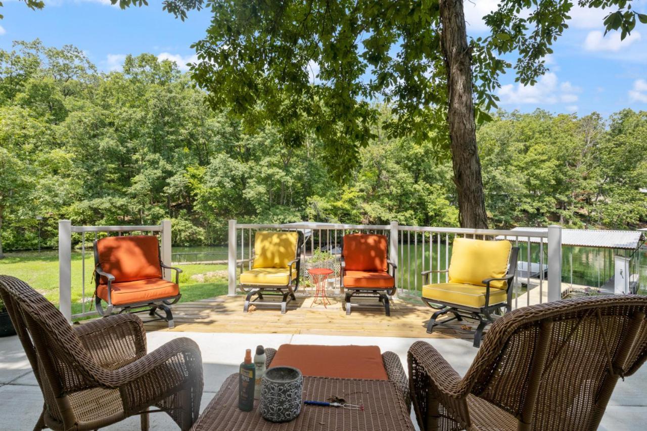 Rock Hollow Retreat, Dock, Firepit Camdenton Exterior photo